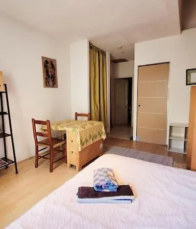 Apartment Avec Exterieur, Proche Mediatheque Sète