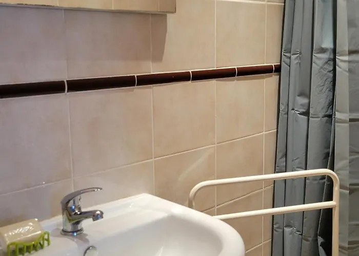 Lägenhet Avec Exterieur, Proche Mediatheque